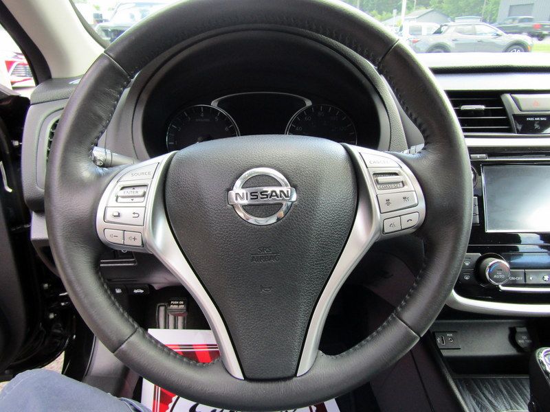 Used 2018 Nissan Altima SL FWD image 24