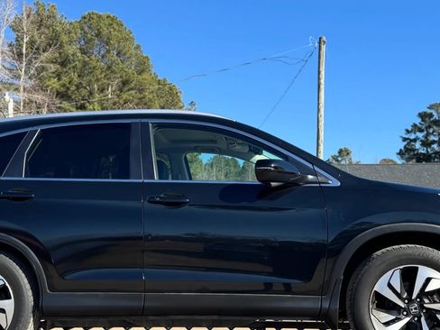 Used 2016 Honda CR-V Touring image 2