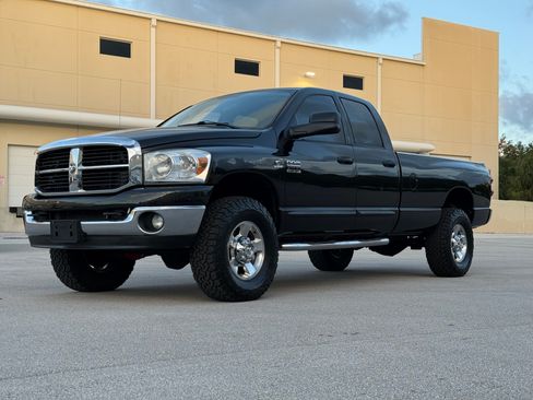Used 2007 Dodge Ram 2500 Truck 4x4 Quad Cab image 1