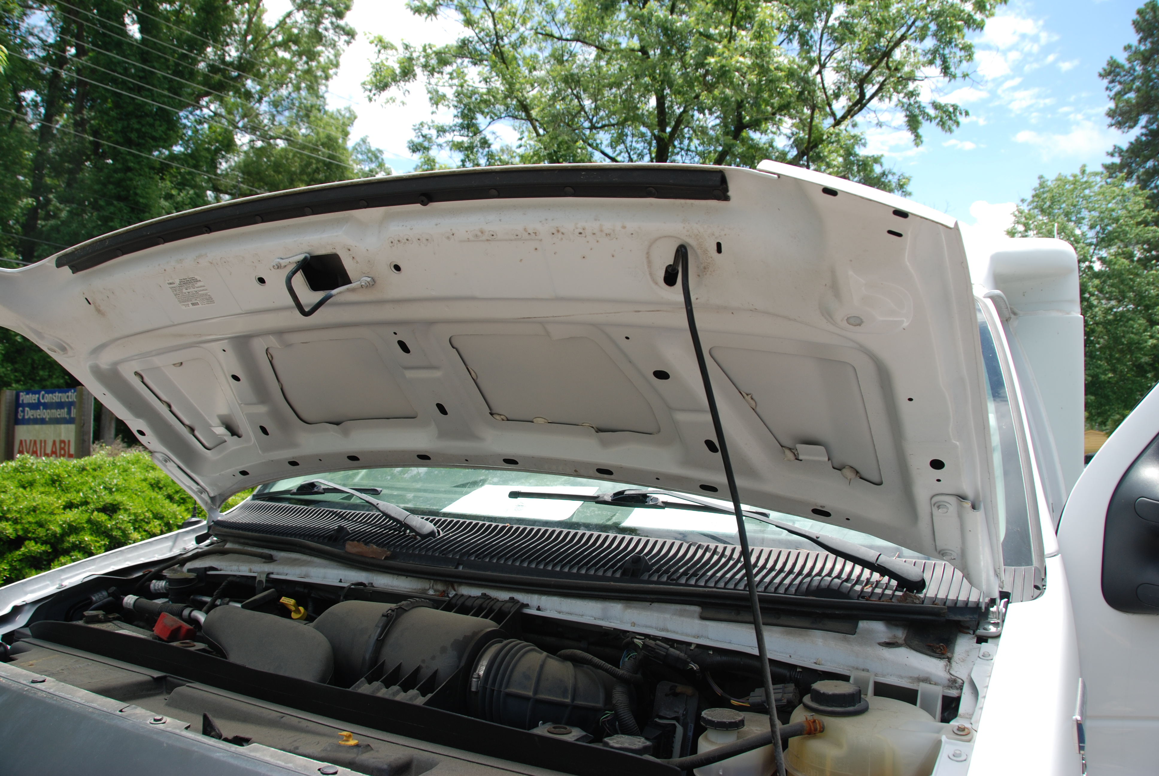 Used 2015 Ford E-350 and Econoline 350 Super Duty RWD image 27