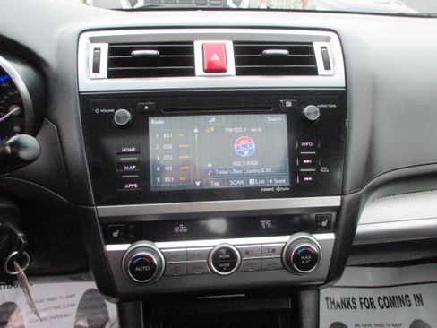 Used 2015 Subaru Legacy 2.5i Premium image 5