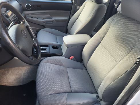 Used 2009 Toyota Tacoma SR5 image 12