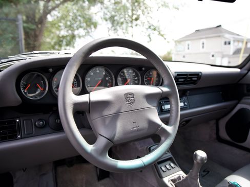 Used 1998 Porsche 911 Coupe RWD image 3