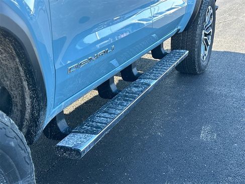 New 2026 GMC Canyon Denali image 12