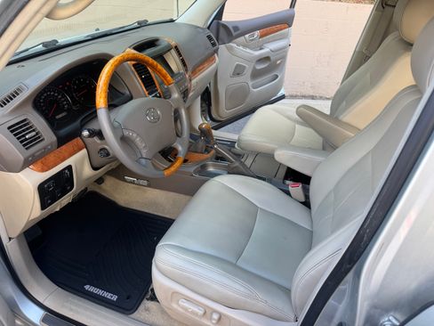 Used 2005 Lexus GX 470 image 20