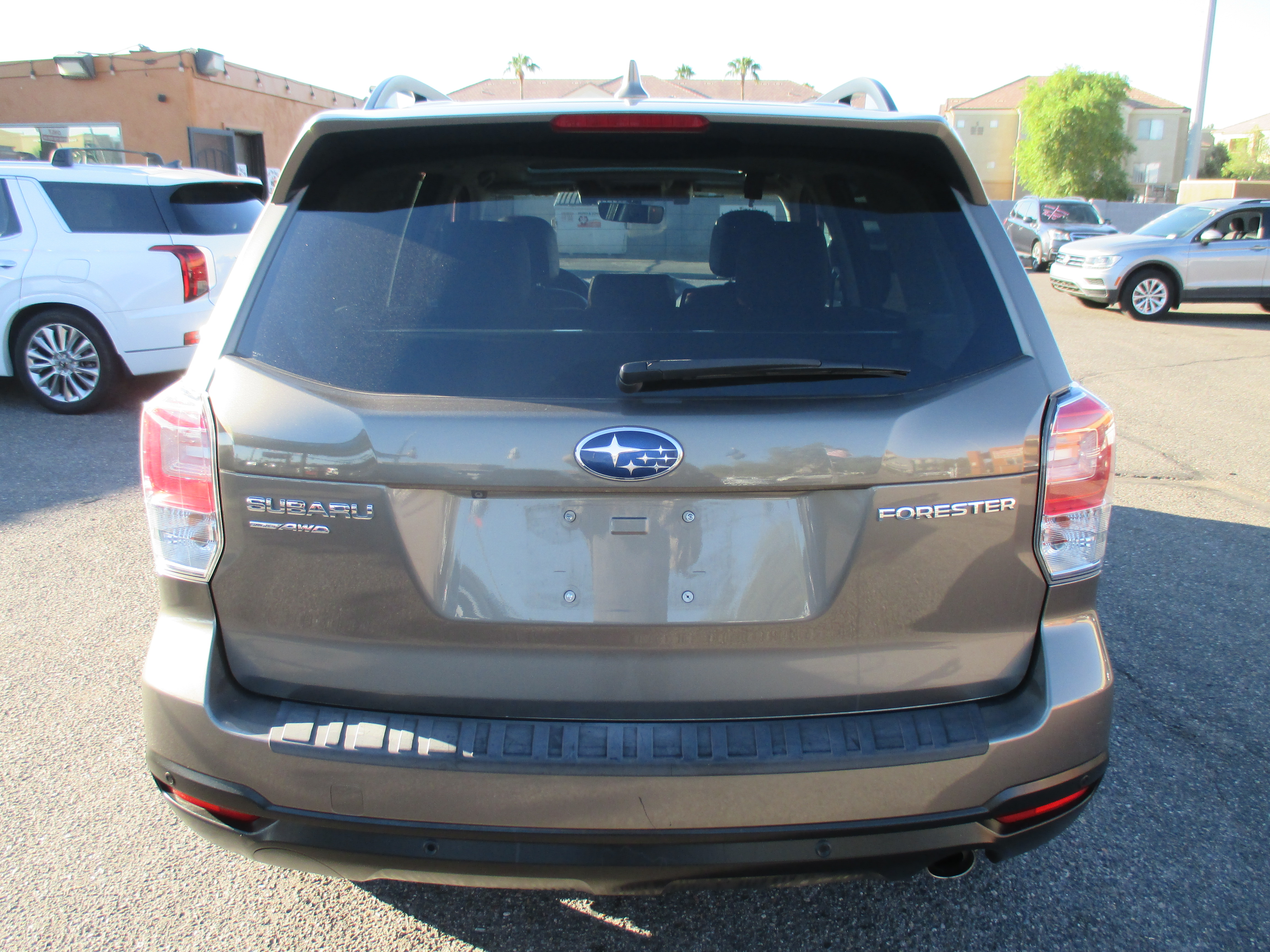 Used 2018 Subaru Forester 2.5i Touring Sport Utility 4D AWD/4WD image 11