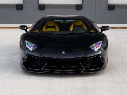 Used 2013 Lamborghini Aventador LP 700-4 image 22