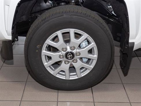 New 2026 Toyota Tacoma SR5 image 5