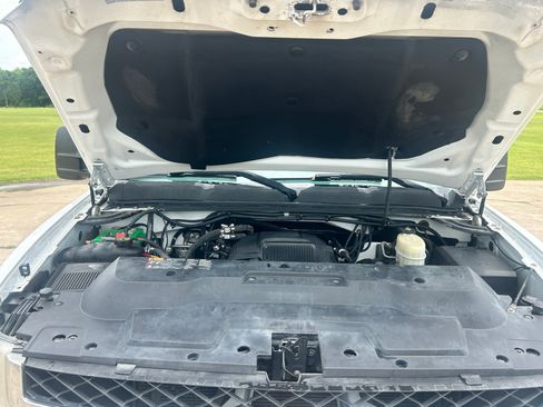 Used 2013 Chevrolet Silverado 2500 2WD Extended Cab image 20