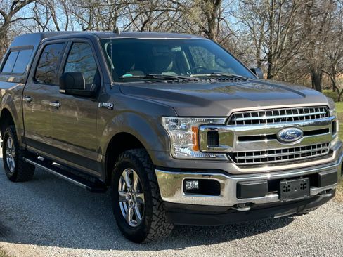 Used 2018 Ford F150 XLT image 11
