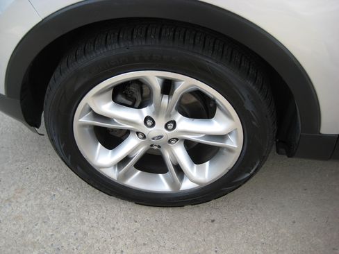 Used 2013 Ford Explorer 4WD Limited image 20
