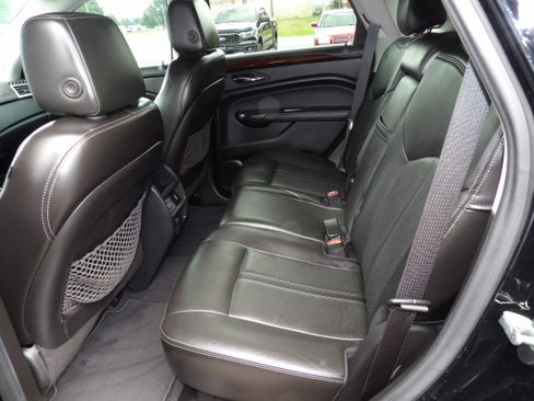 Used 2014 Cadillac SRX FWD Luxury image 18