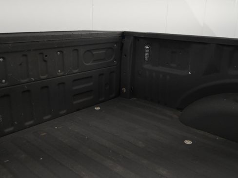 Used 2019 Ford F150 XLT image 14