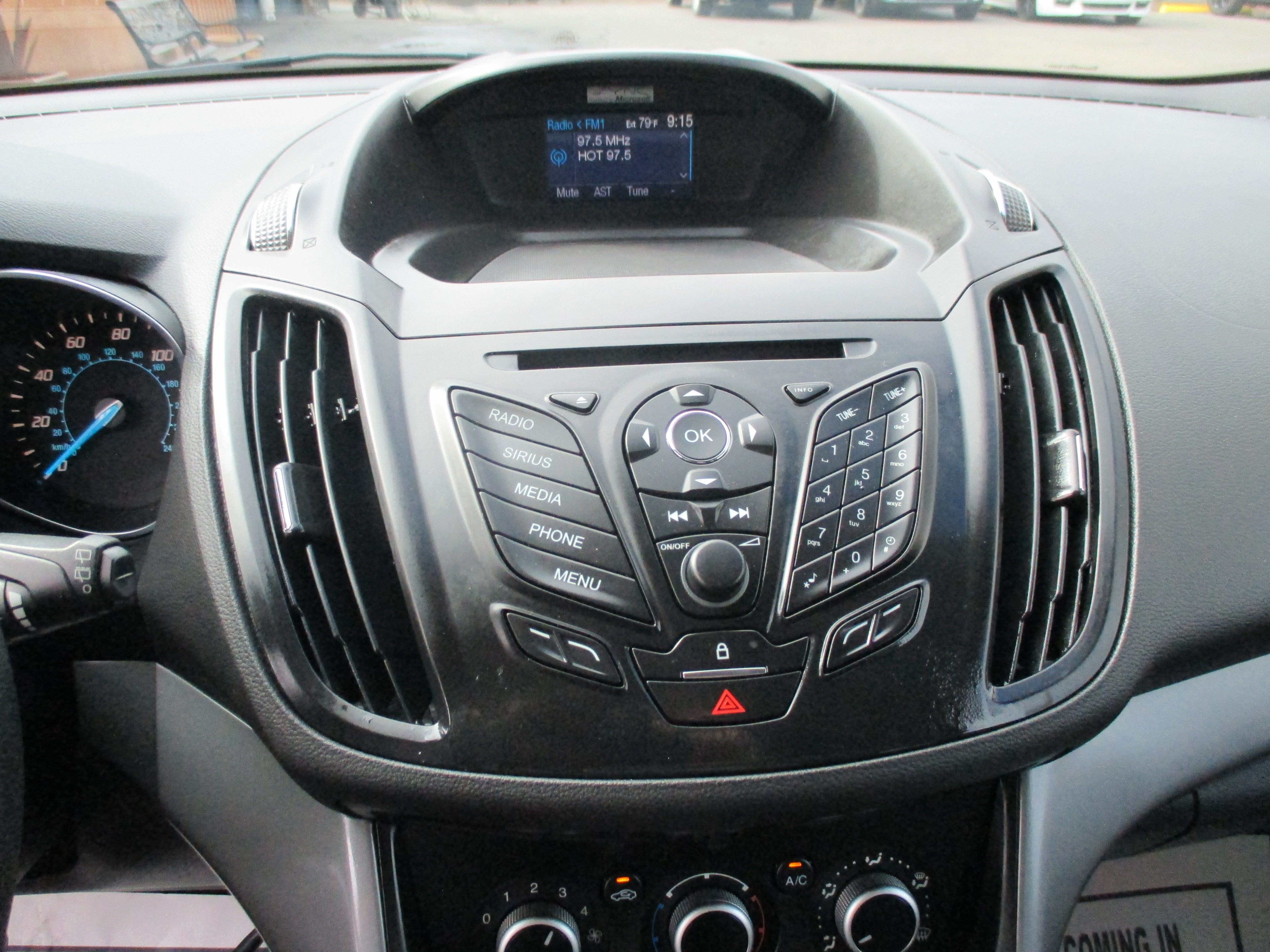 Used 2013 Ford Escape SE Sport Utility 4D FWD image 5