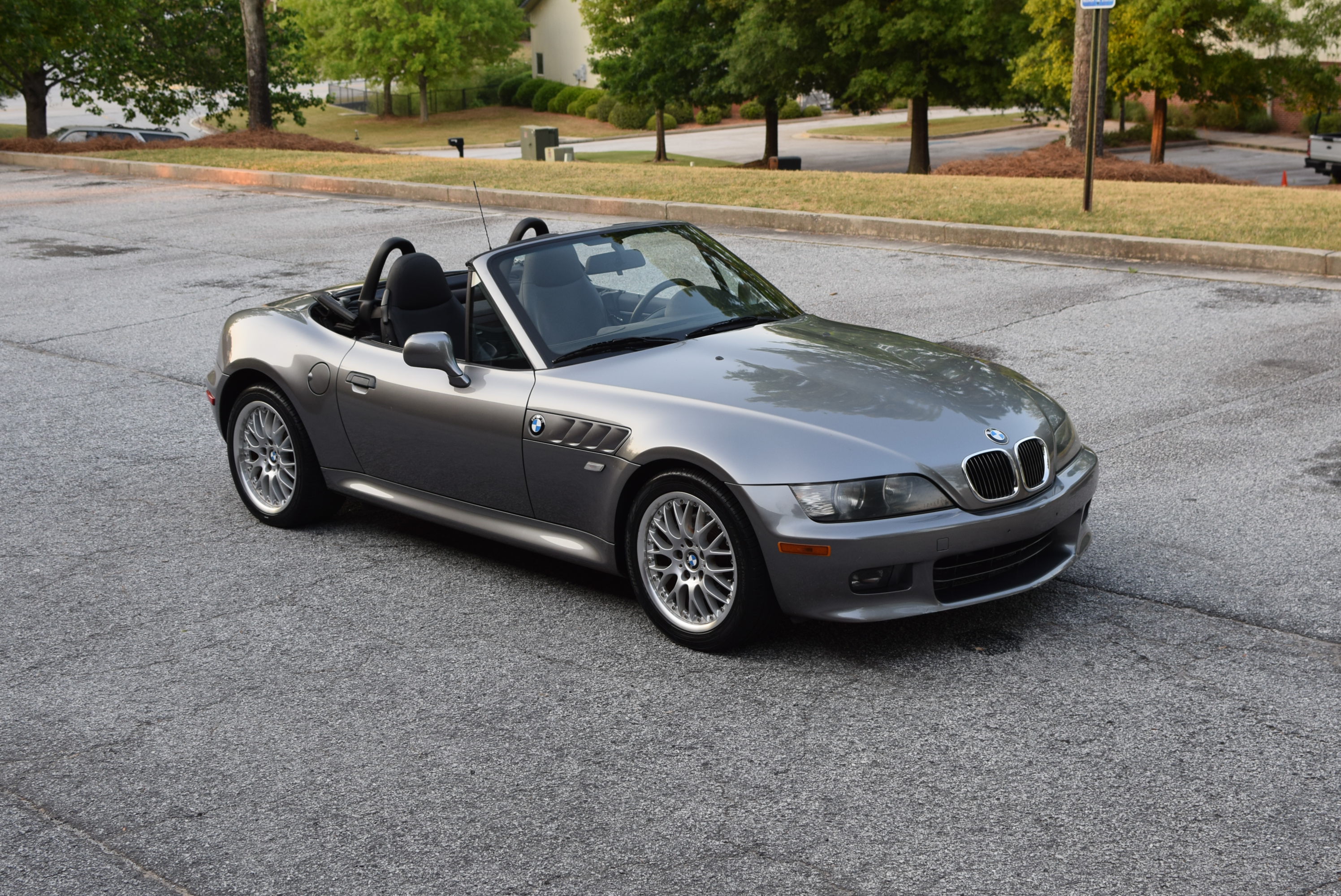 Used 2001 BMW Z3 3.0i RWD image 24
