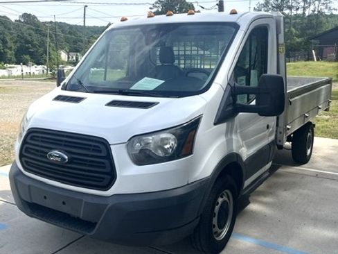 Used 2018 Ford Transit 250 138 RWD image 2