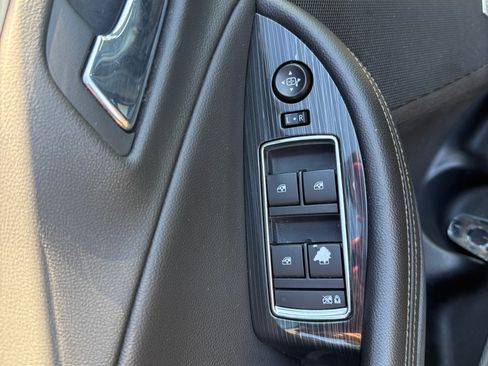 Used 2019 Chevrolet Impala Premier image 4