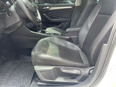 Used 2020 Volkswagen Jetta SE FWD image 9