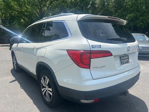 Used 2016 Honda Pilot AWD EX-L image 3