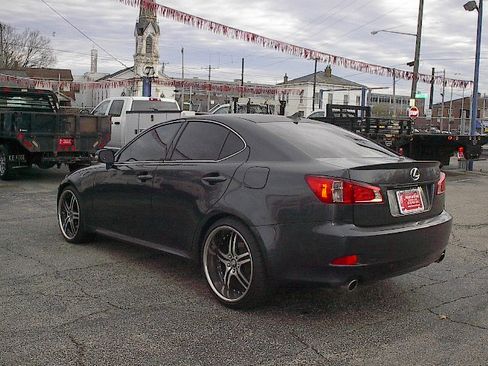 Used 2011 Lexus IS 250 Premium image 6