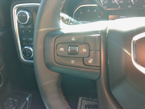 Used 2022 GMC Sierra 2500 AT4 image 75