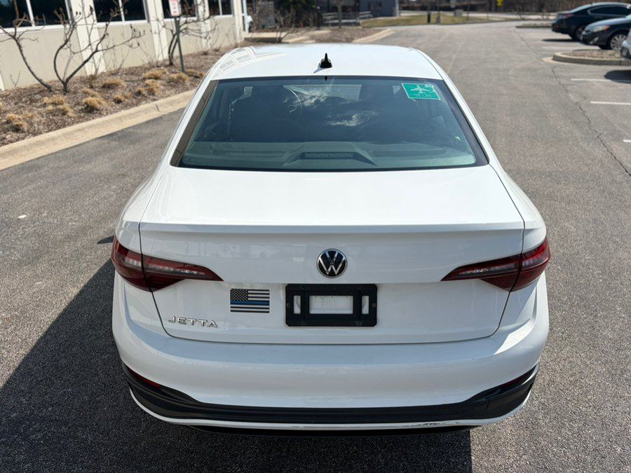 Used 2022 Volkswagen Jetta S FWD image 6