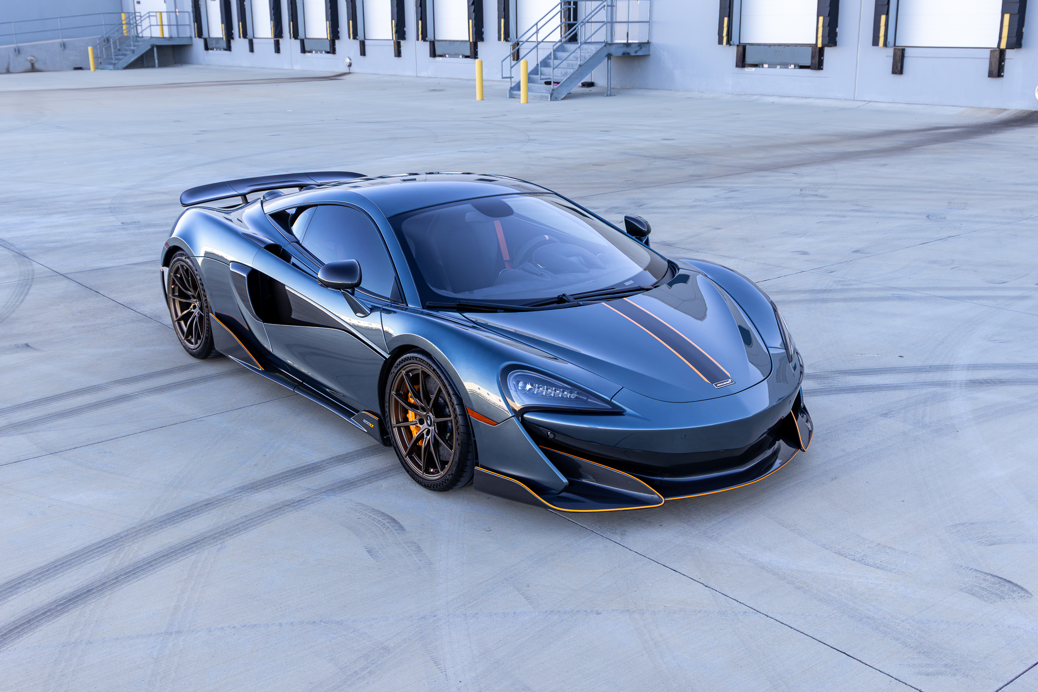 Used 2019 McLaren 600LT RWD image 1