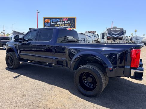 Used 2023 Ford F450 XLT AWD/4WD image 3