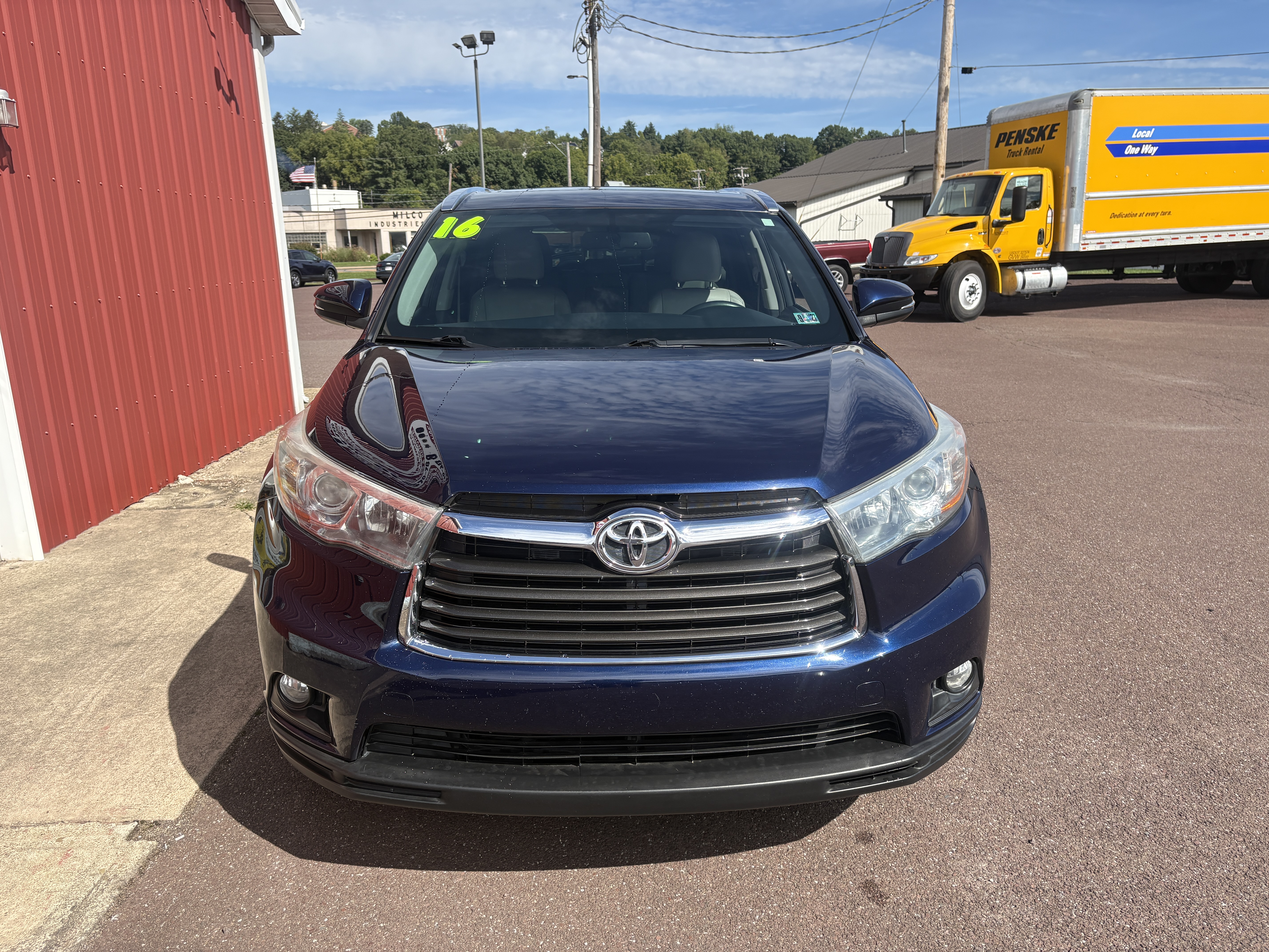 Used 2016 Toyota Highlander AWD XLE V6 image 5