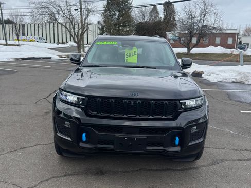 Used 2023 Jeep Grand Cherokee 30th Anniversary image 2