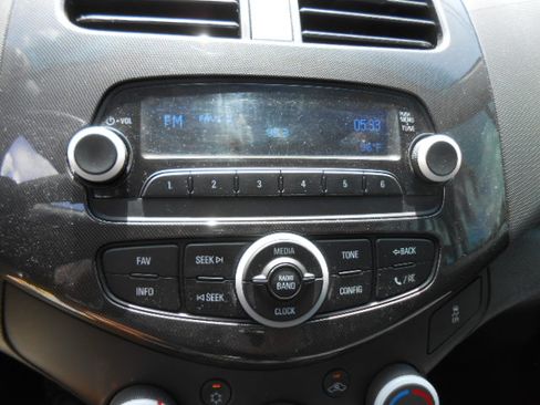 Used 2014 Chevrolet Spark LS FWD image 13