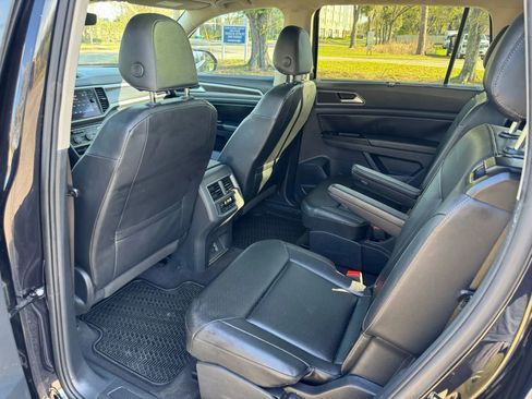 Used 2019 Volkswagen Atlas SE image 27