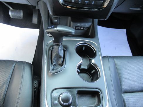 Used 2019 Dodge Durango AWD R/T image 16
