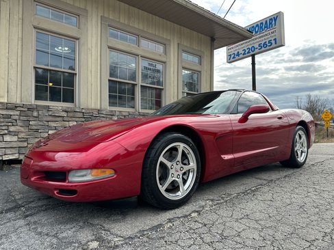 Used 2000 Chevrolet Corvette image 1