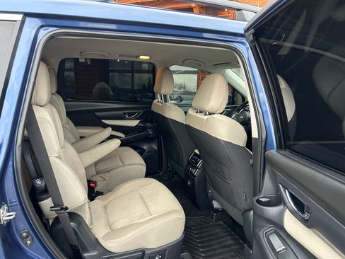 Used 2019 Subaru Ascent Premium image 14