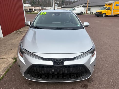 Used 2020 Toyota Corolla LE image 4