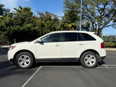 Used 2013 Ford Edge SEL image 8