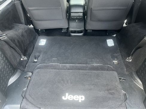 Used 2016 Jeep Wrangler 4WD Sport image 37