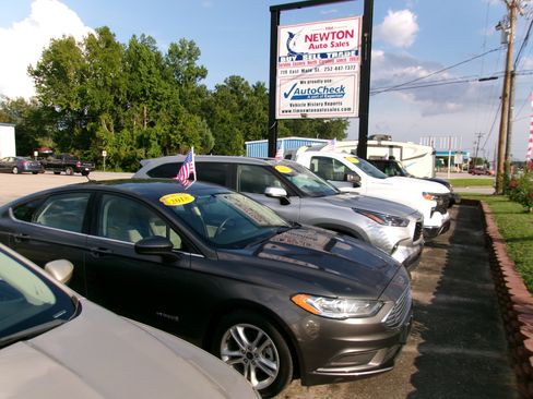 Used 2018 Ford Fusion S Hybrid FWD image 13
