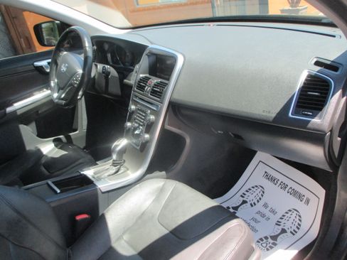Used 2015 Volvo XC60 FWD T5 Premier image 8