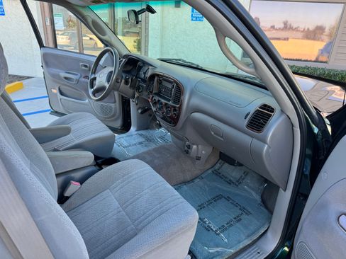 Used 2000 Toyota Tundra SR5 image 32