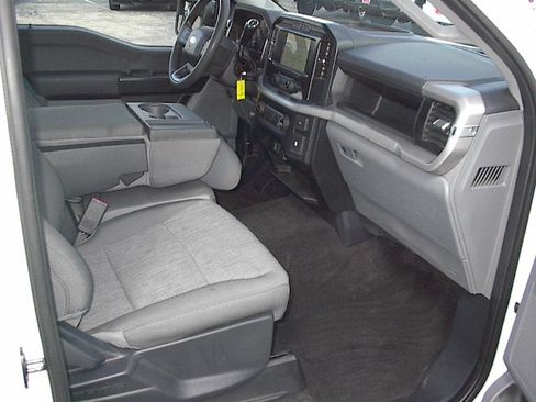 Used 2022 Ford F150 XL RWD image 10
