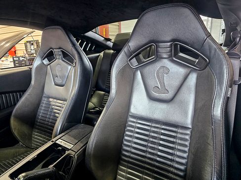 Used 2013 Ford Mustang Shelby GT500 image 10