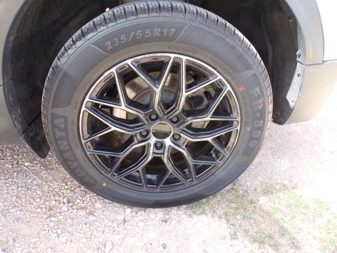 Used 2017 Lincoln MKC Reserve image 9