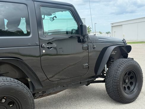 Used 2017 Jeep Wrangler Sport AWD/4WD image 43