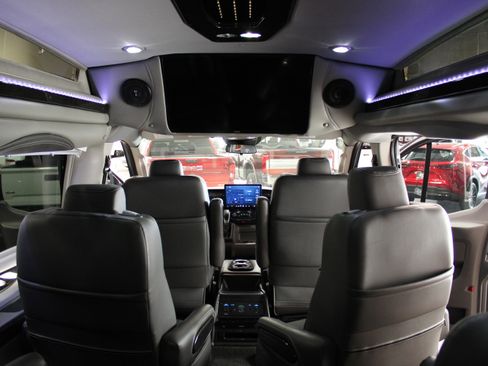 Used 2025 Ford Transit 150 Low Roof AWD image 15