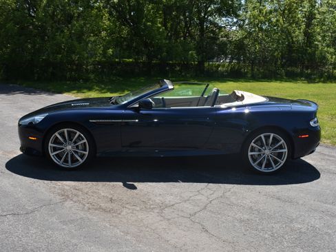 Used 2016 Aston Martin DB9 GT Volante RWD image 6