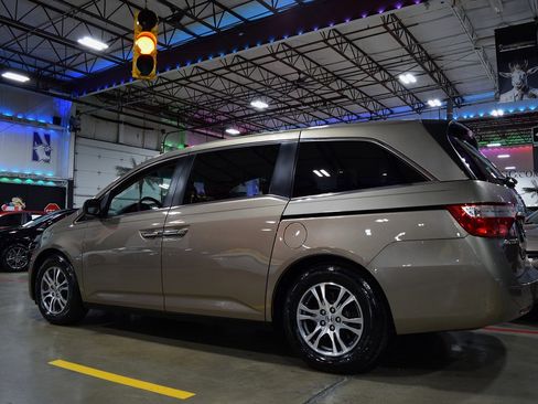 Used 2011 Honda Odyssey EX-L image 12