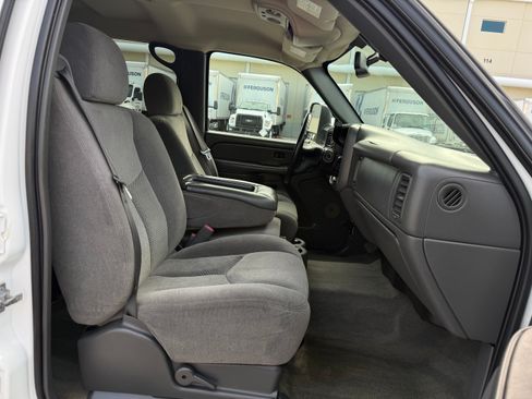 Used 2007 Chevrolet Silverado 3500 4x4 Crew Cab image 15