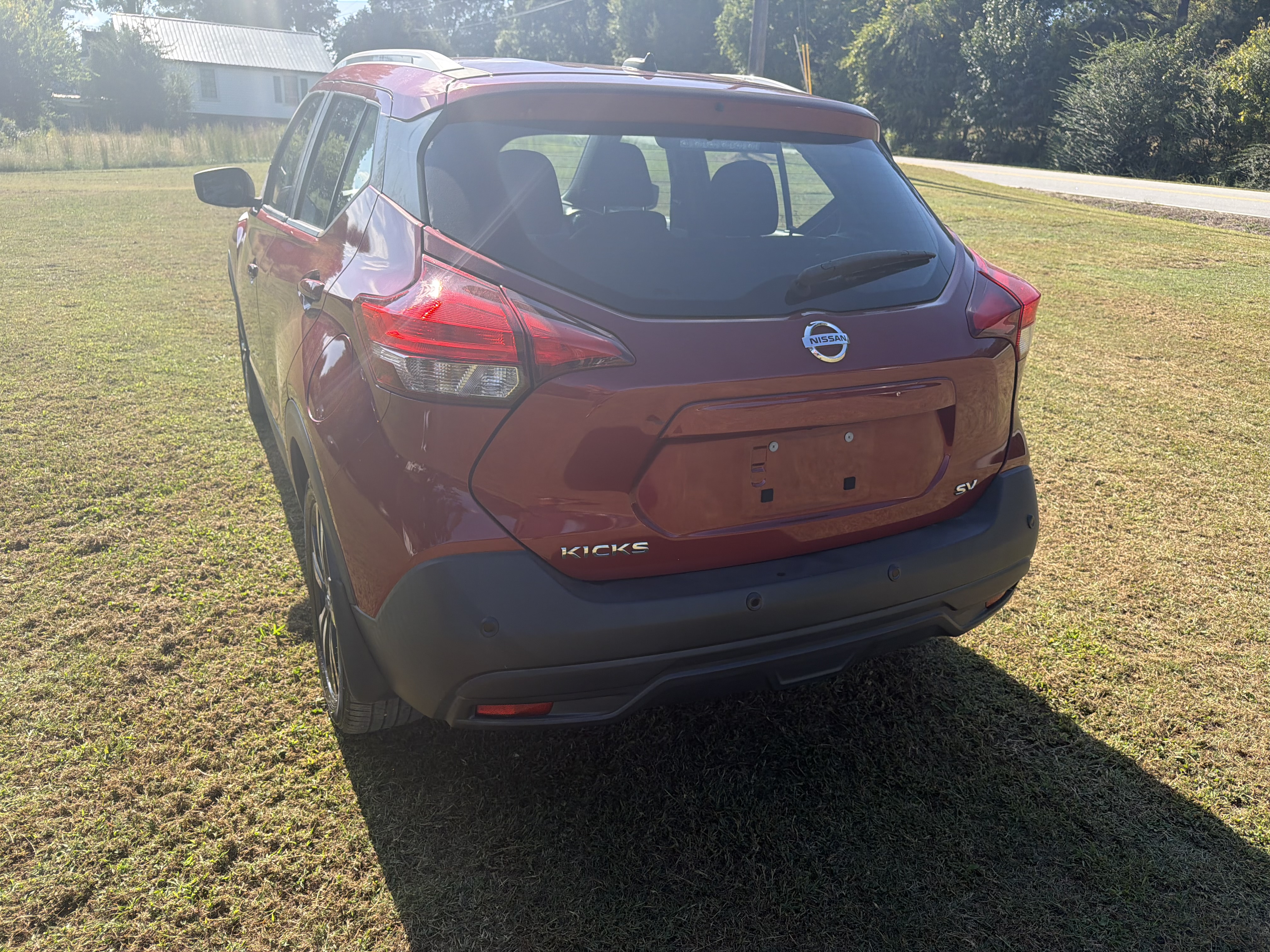 Used 2020 Nissan Kicks SV FWD image 33